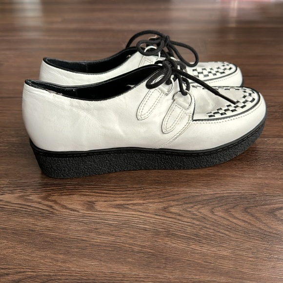 Aldo white and black platform loafers - Picture 8 of 10